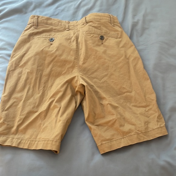 Men’s khaki shorts - Picture 4 of 5